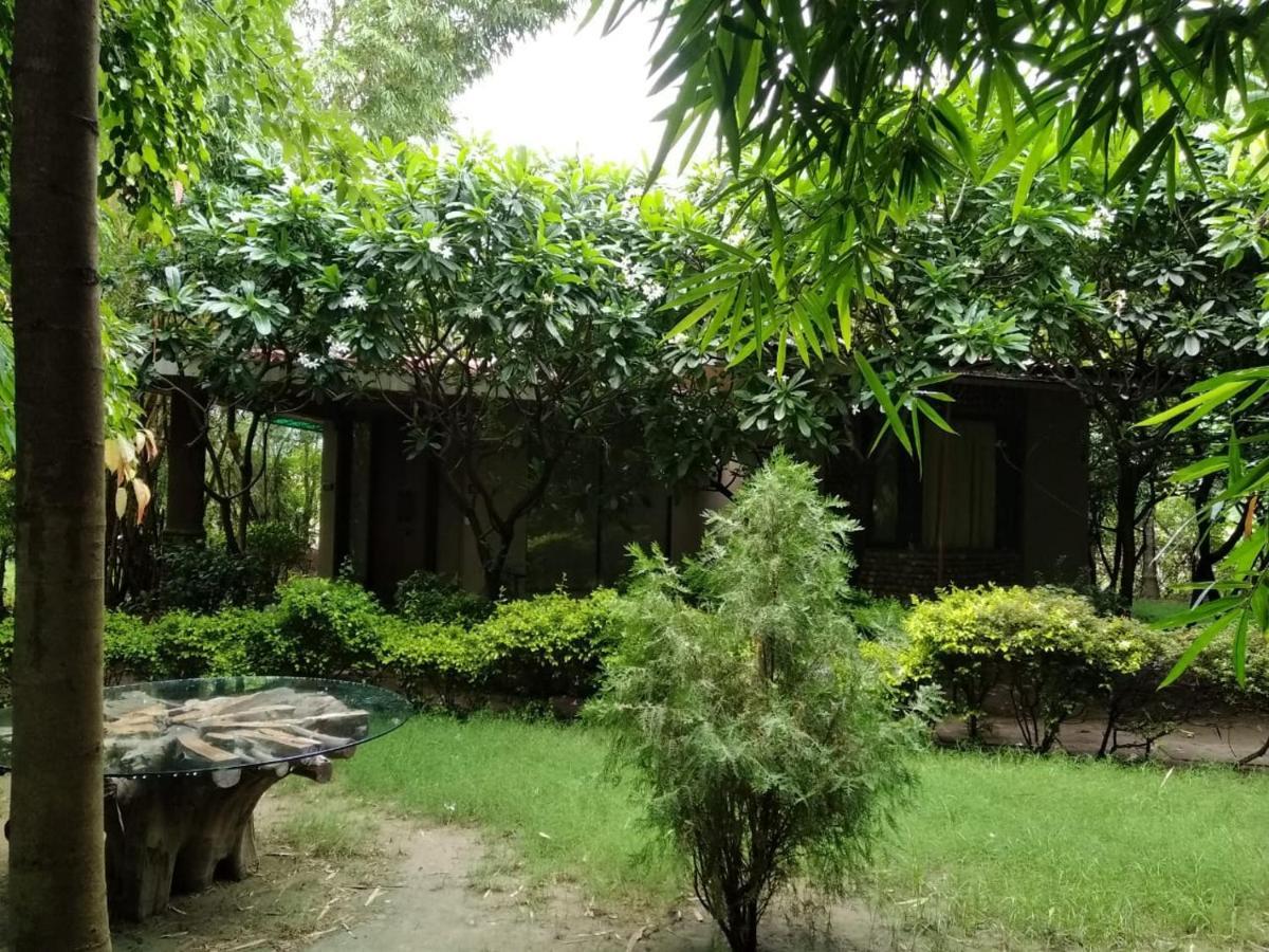 Corbett Tusker Trail Hotel Kashipur Екстериор снимка